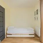 아파트 Shortstaypoland Wilenska B165 바르샤바