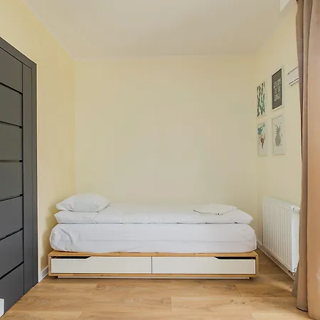 Апартаменты Shortstaypoland Wilenska B165 Варшава